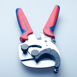 Knipex-Tangen.nl | Pijpsnijder voor kunststof(Uponor) 90 25 40 KNIP...