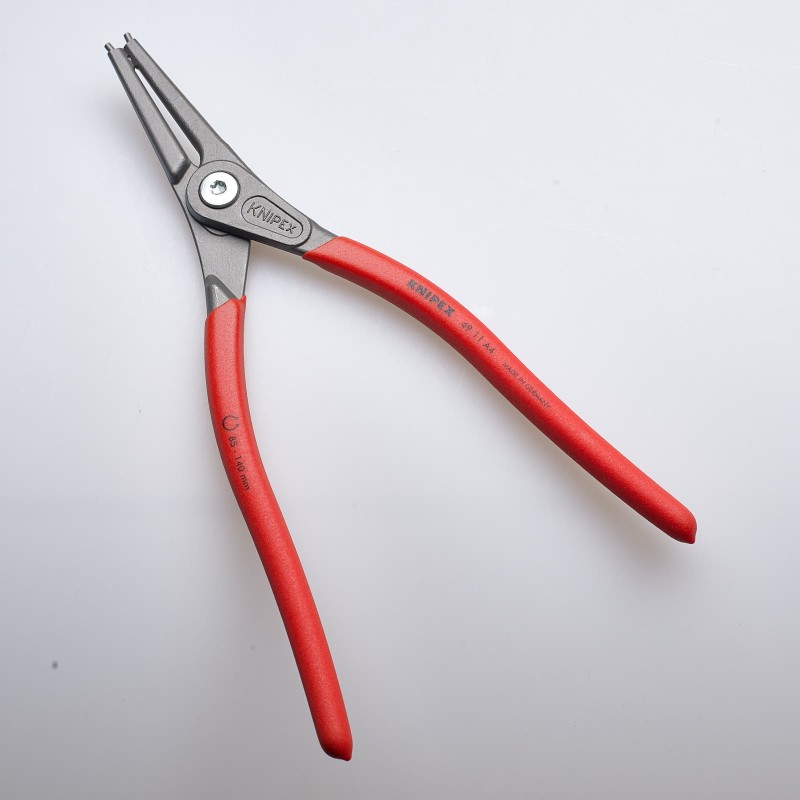 Zeer belastbaar vooral bij langdurig gebruik (gaat tot 10 x langer mee t.o.v. de gewone borgveertangen)