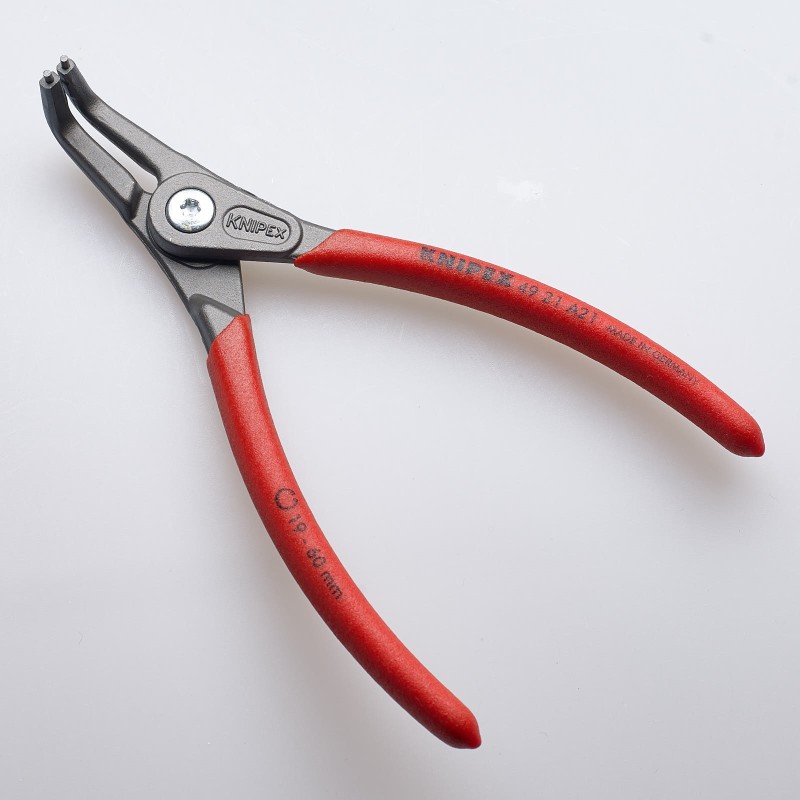 Zeer belastbaar vooral bij langdurig gebruik (gaat tot 10 x langer mee t.o.v. de gewone borgveertangen)