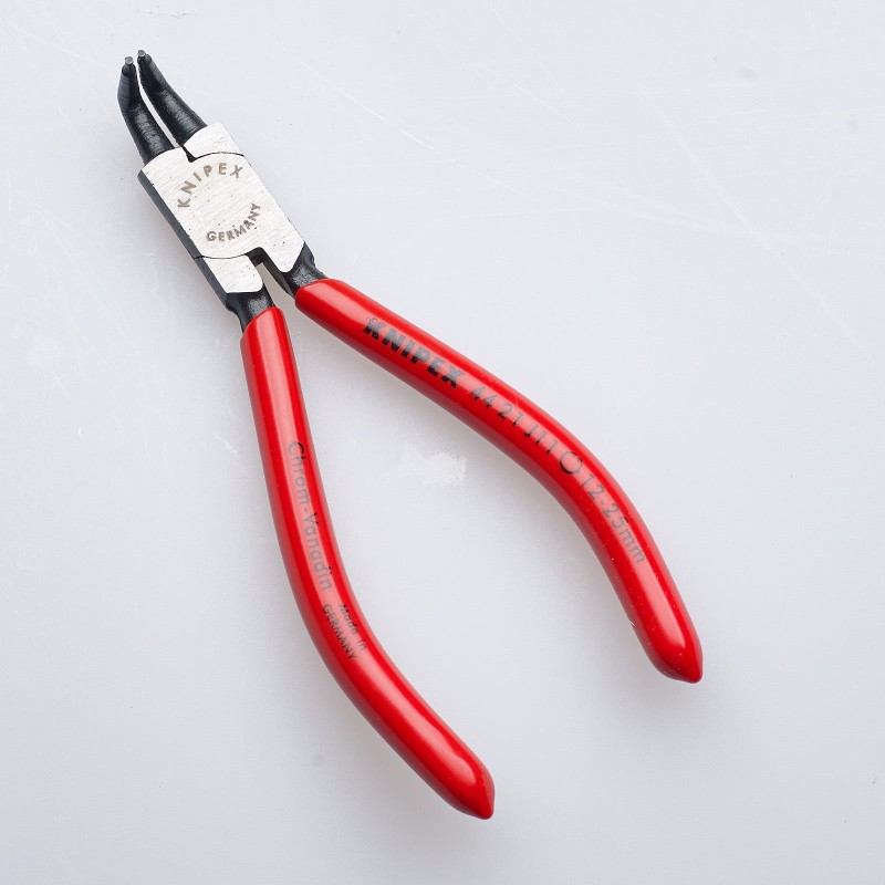 Behuizing en punten: chroom-vanadium staal, gesmeed en in olie gehard