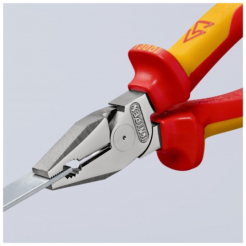 Buigen met de Kracht-Combitang 02 06 225 VDE KNIPEX